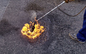 Canada flat roofing repairs